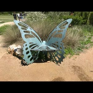 Meet your Posher, Linda